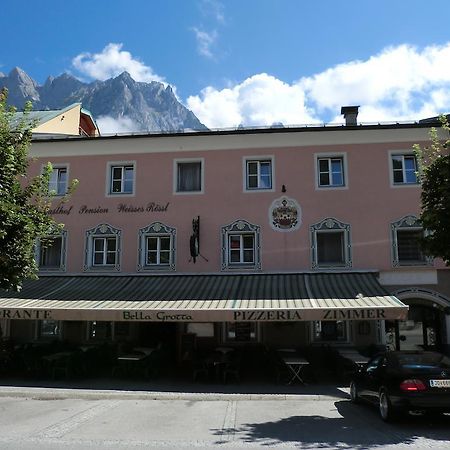 Hotel Weisses Roessl Werfen Extérieur photo